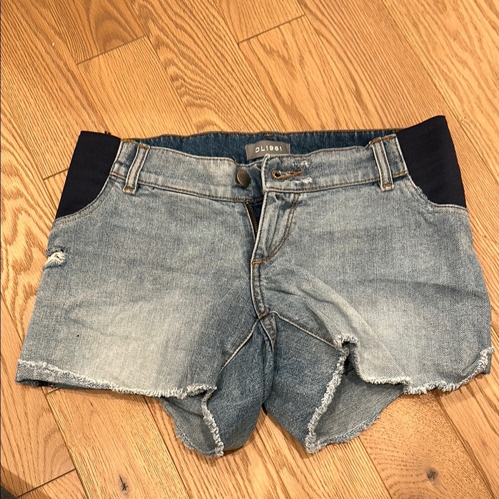 DL1961 MATERNITY Light Blue Denim Shorts with Frayed Hem